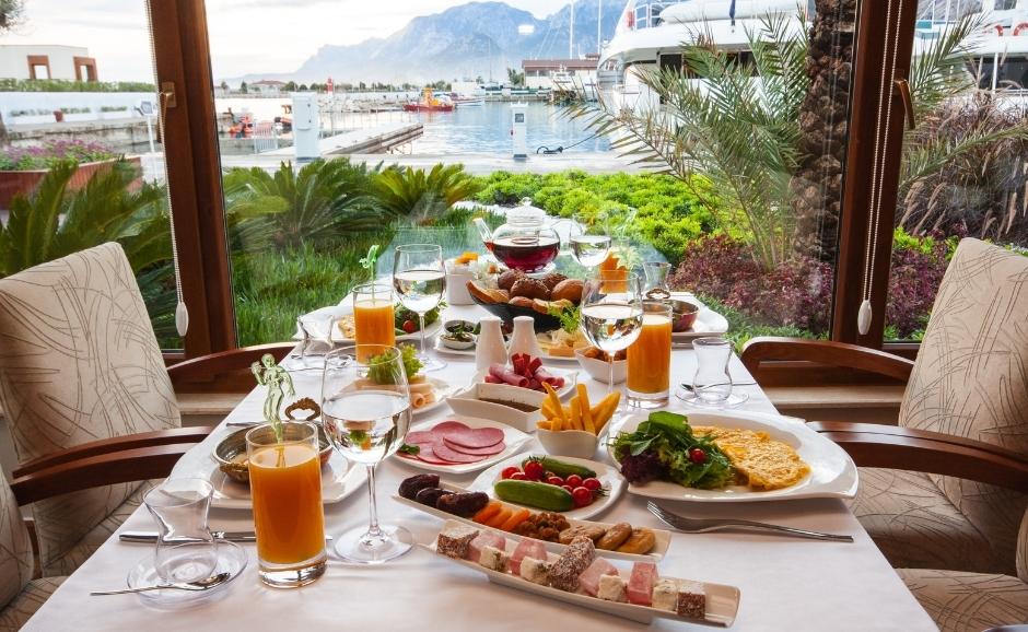 What is the breakfast culture in Turkey?